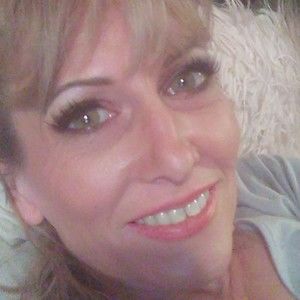 Meet your Posher, Debra